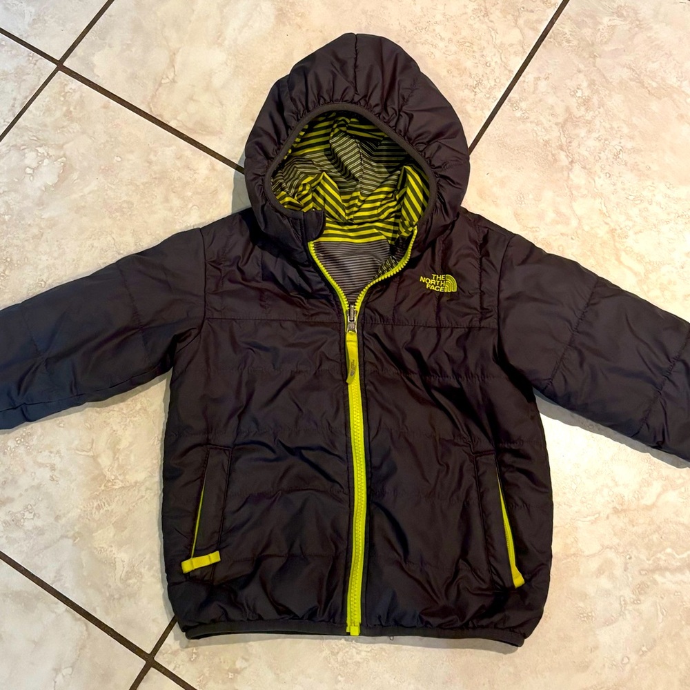 Kids north face coat reversible